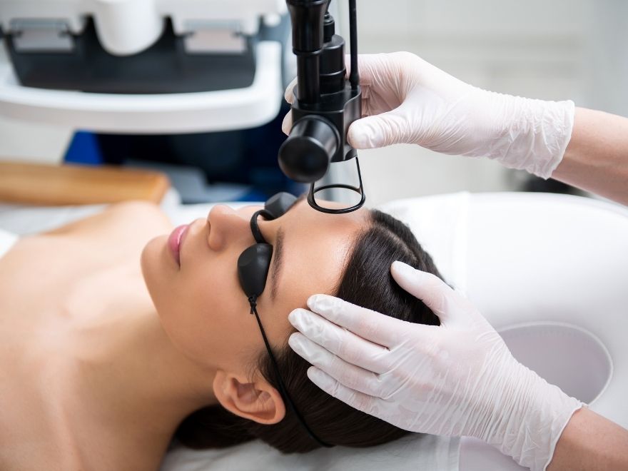 Trattamenti chirurgici avanzati al viso